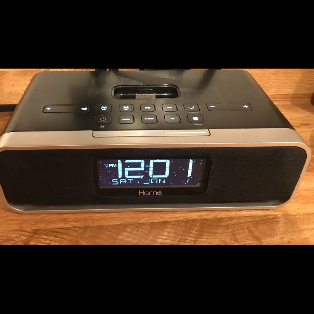 IHome radio